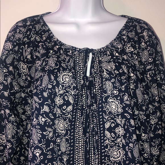 Loft Top - Picture 2 of 6